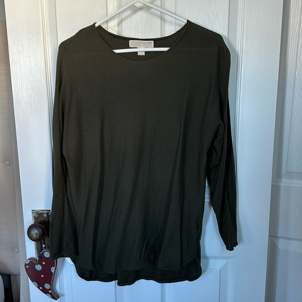 Deep army green tunic-length lightweight sweater